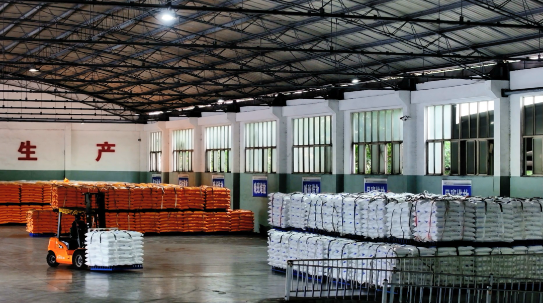 德陽日?qǐng)?bào)：四川美豐千人在崗促生產(chǎn)